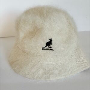 Vintage Kangol Cream DY Bell 2 Angora Bucket Hat